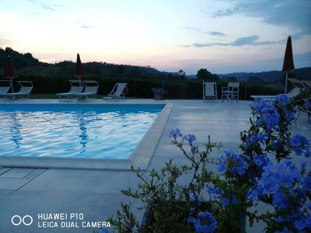 Agriturismo Buon Riposo - Country Resort In The Heart Of Tuscany San Giovanni a Corazzano Екстериор снимка